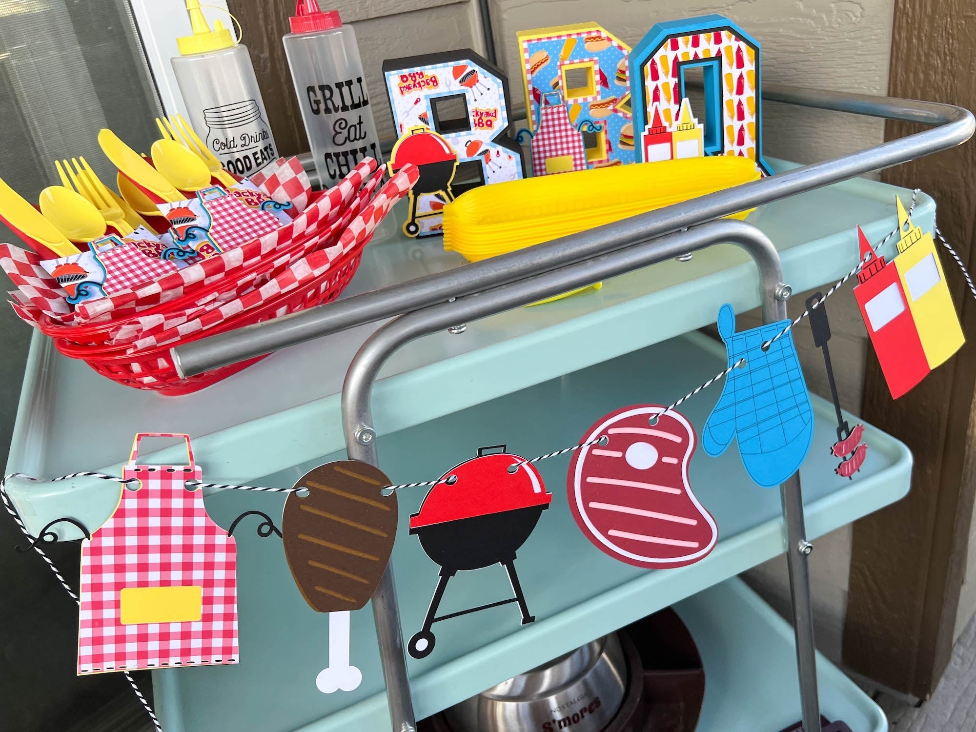 BBQ Party Decor and Banner – Cardstock Warehouse
