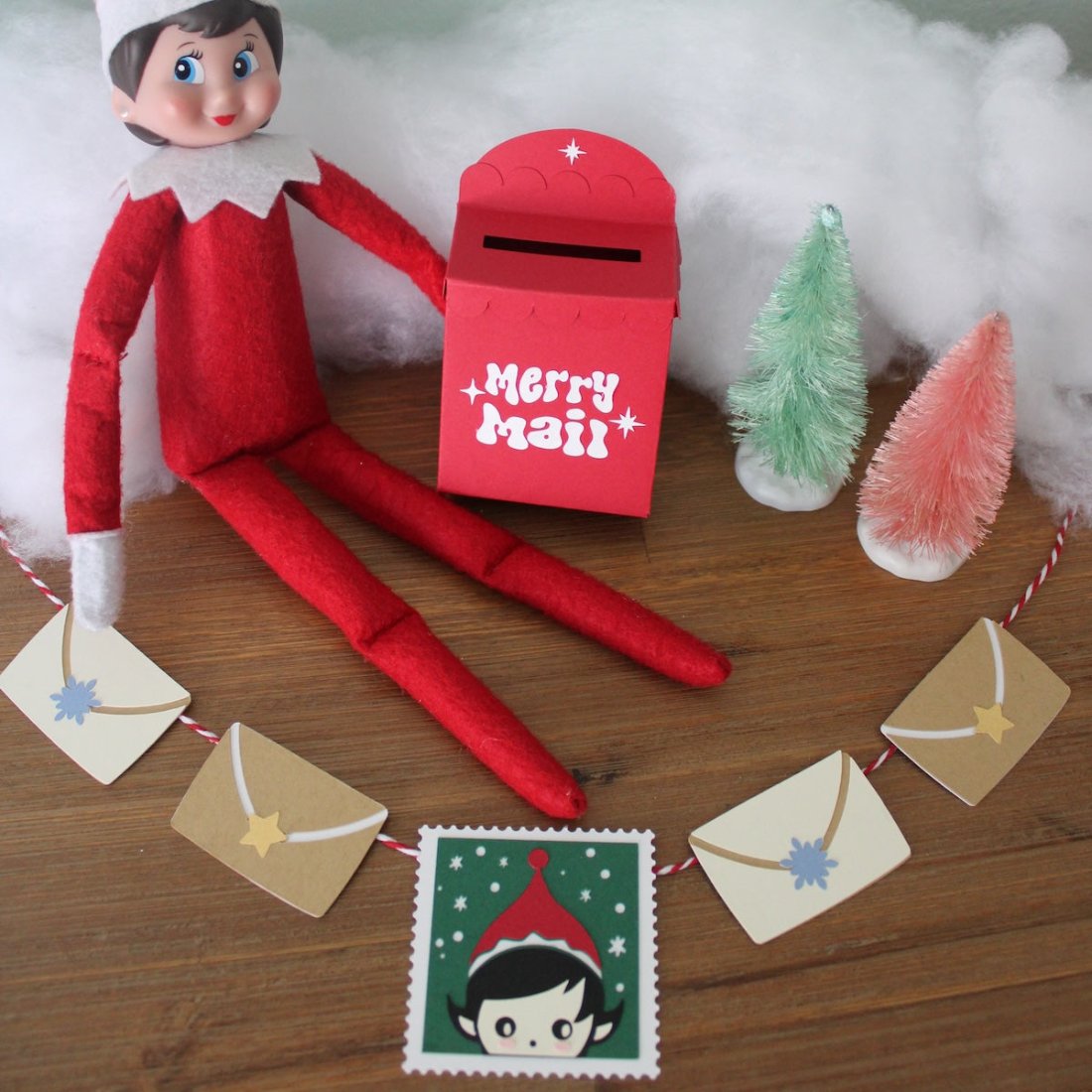 Merry Mail Elf Mailbox and Mini Letters Banner