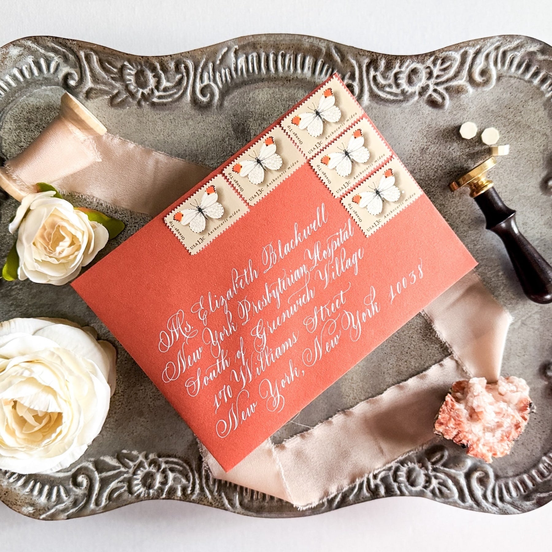 Terra Rossa Materica envelope calligraphy by @thegracefulpenstudio