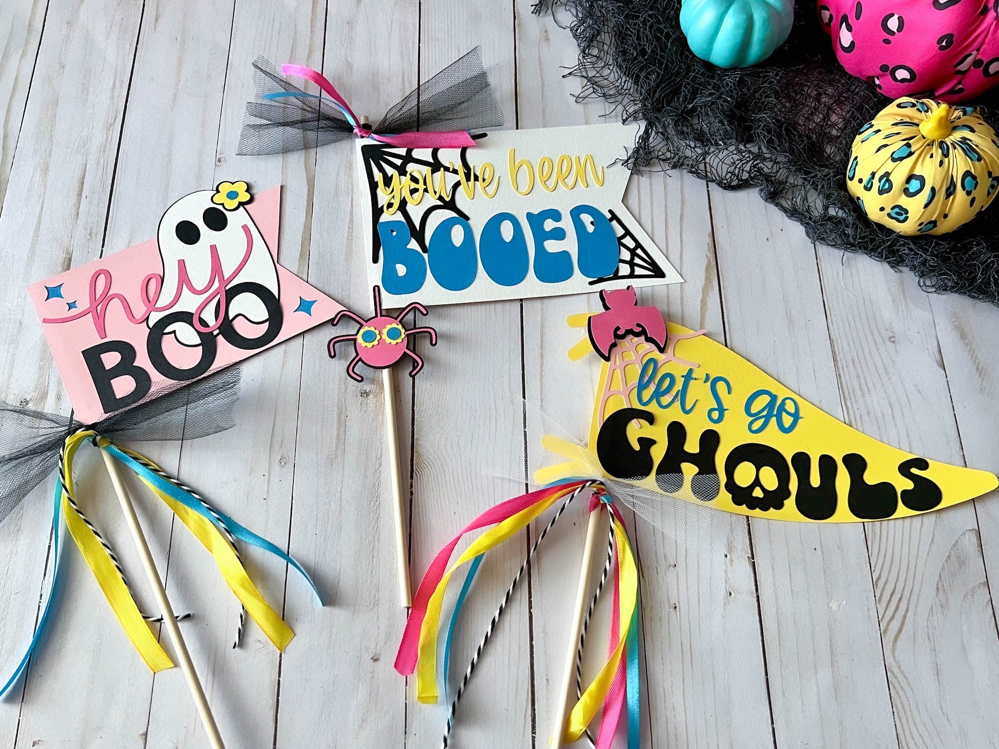 DIY Halloween Boo Pennants