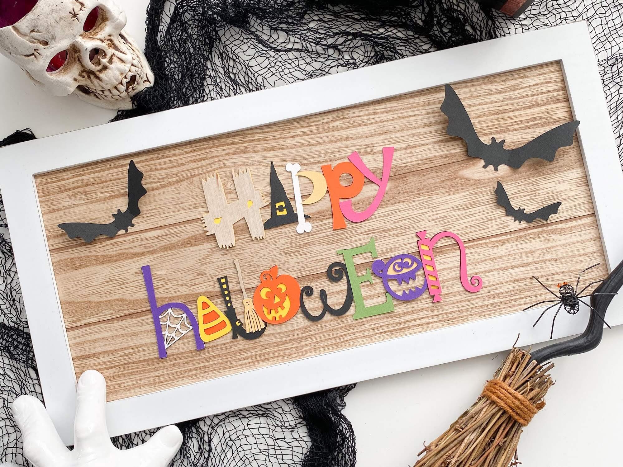DIY Halloween Wall or Mantel Sign