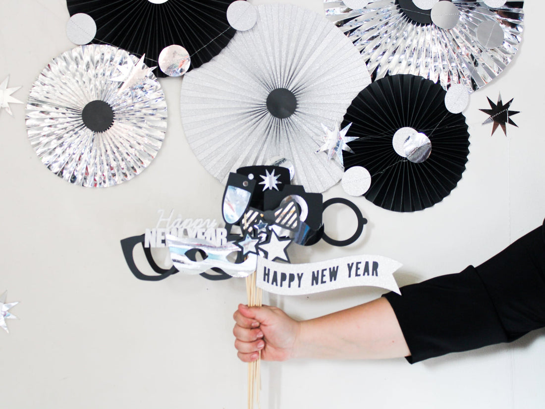 DIY New Year's Eve Photo Booth With Props