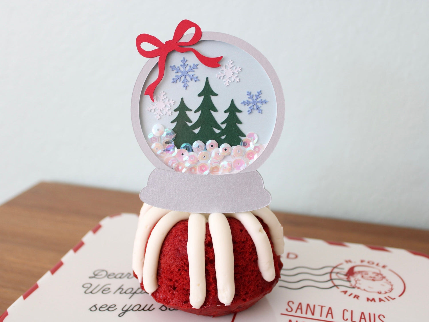 Festive Holiday Snow Globe Shaker Cake Topper