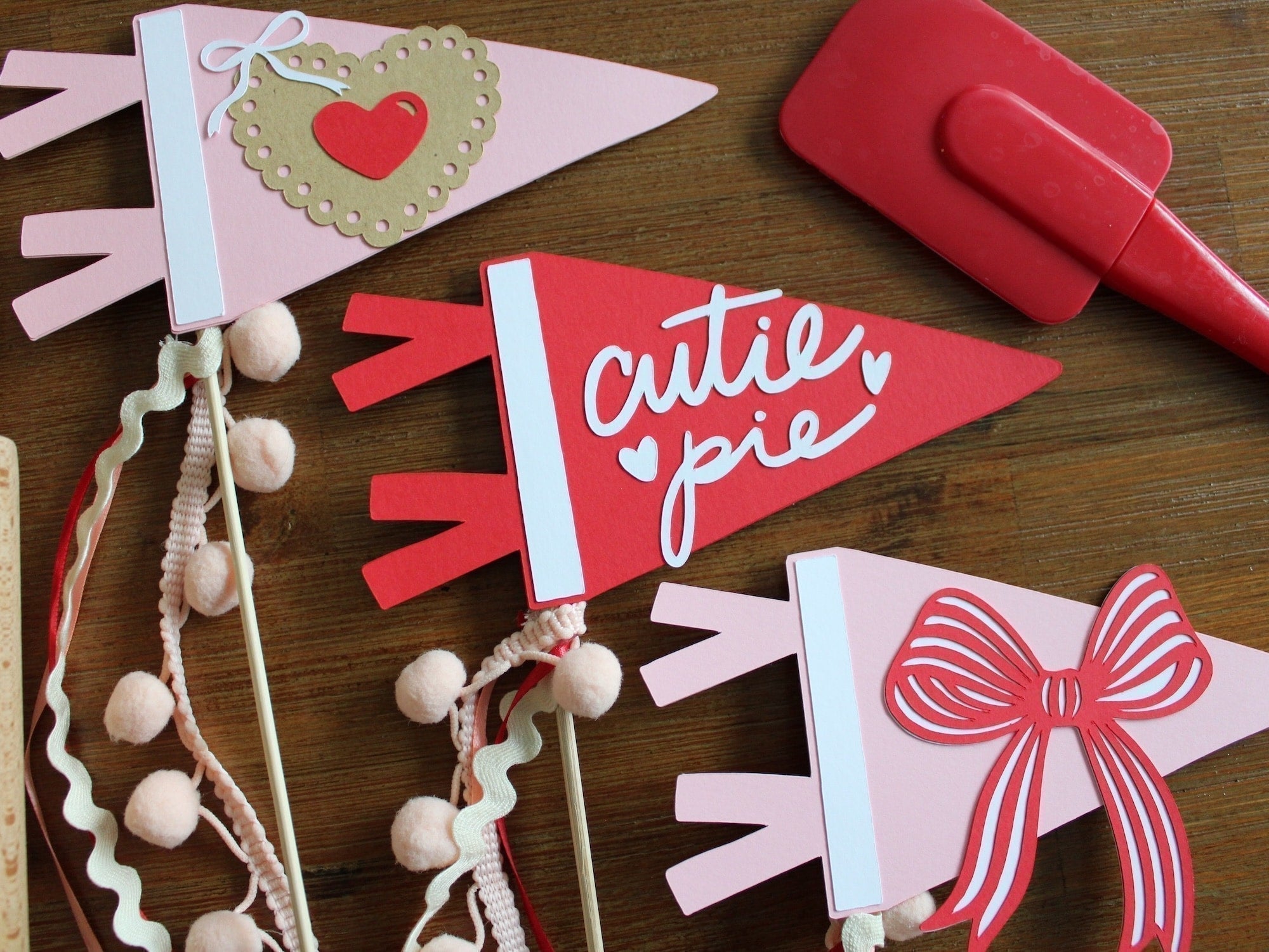 Die Cut Paper "Cutie Pie" Valentine's Day Pennants
