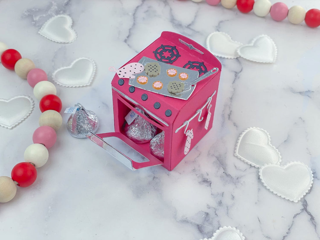 Valentine's Day Paper Oven Treat Box