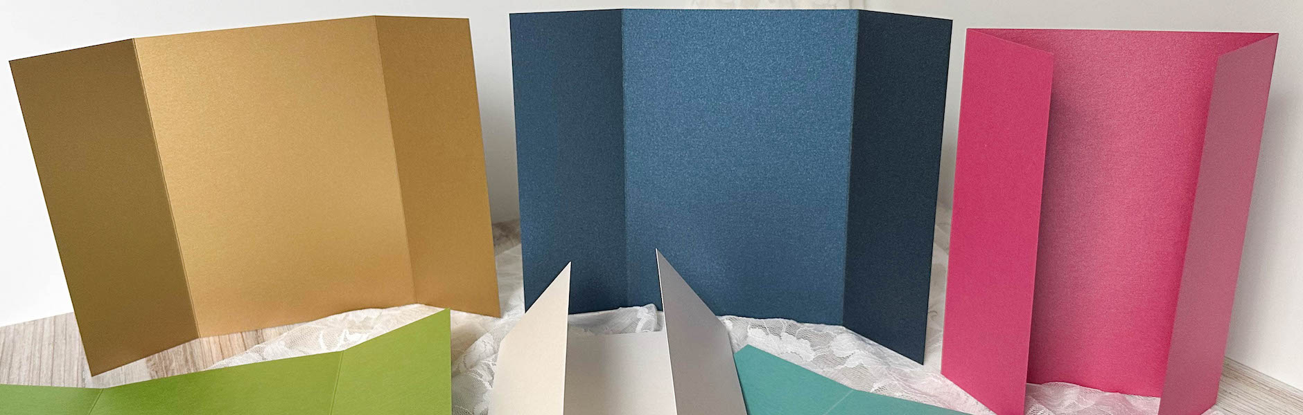 Stardream Pearlescent Gate Fold Cards – Cardstock Warehouse