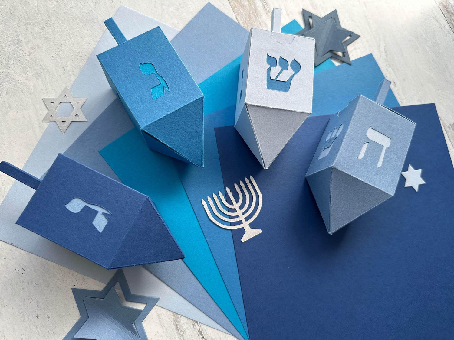 3d paper dreidel favor boxes