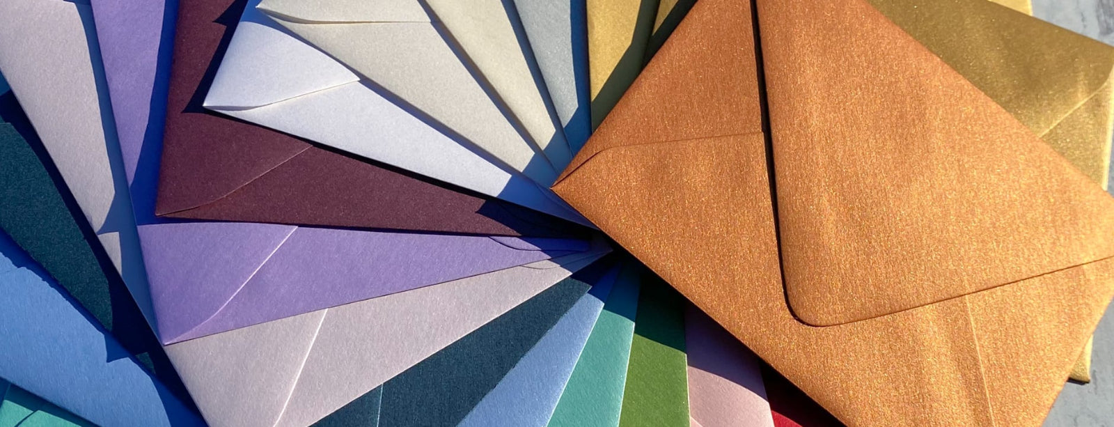 stardream_envelope_fan_hero-Cardstock Warehouse