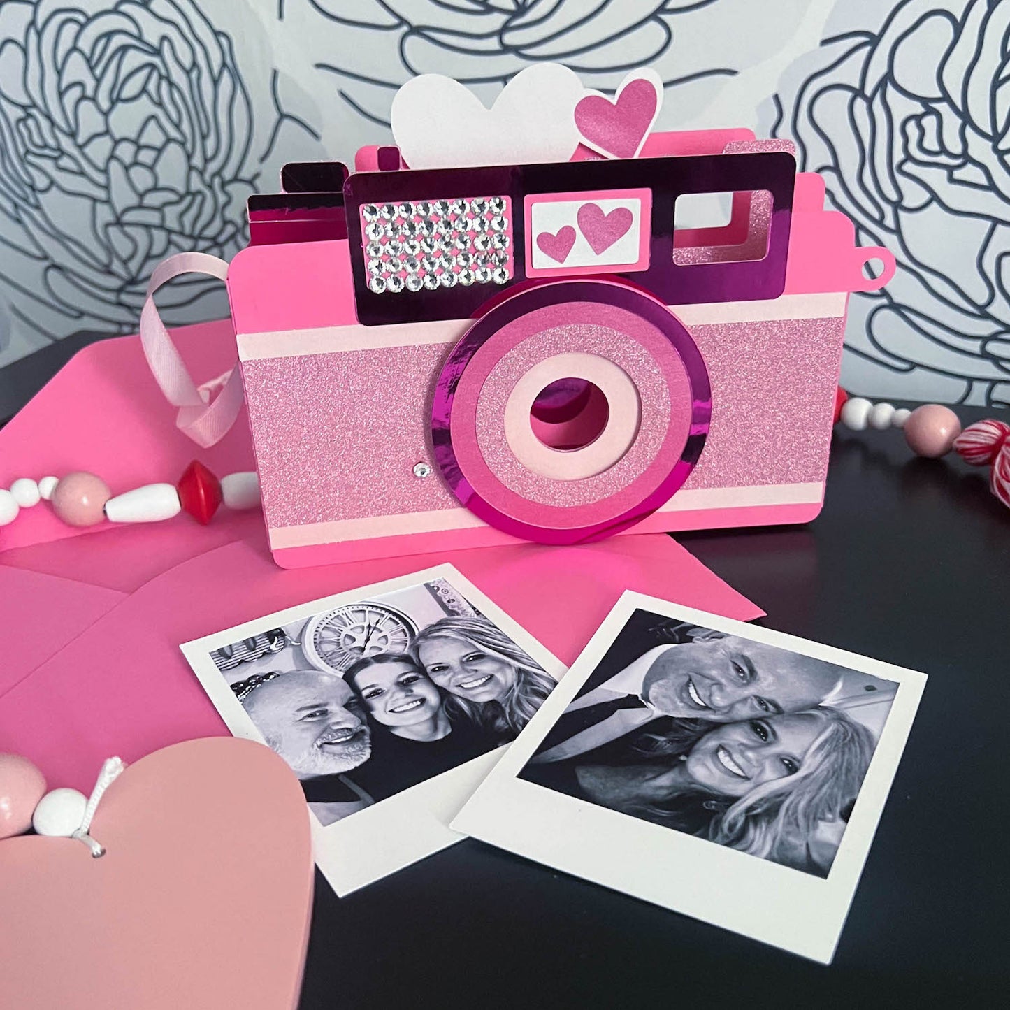 Valentine's Day pop-up camera card usingpink glitter and mirror 